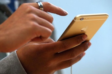 Nhiều người dùng phàn nàn iOS 8 lỗi Wi-Fi chập chờn, sụt pin