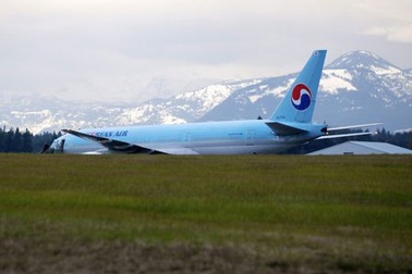 Chiến đấu cơ Mỹ hộ tống máy bay Hàn Quốc vì bị đe doạ đánh bom