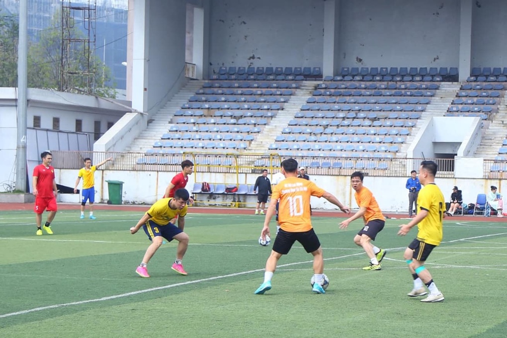 Đội bóng Bộ LĐ-TBXH vô địch giải bóng đá chào mừng ngày 26/3 - 2