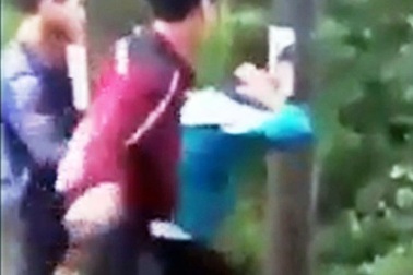 Đã xác định danh tính nhóm học sinh đánh hội đồng, tung clip lên Facebook