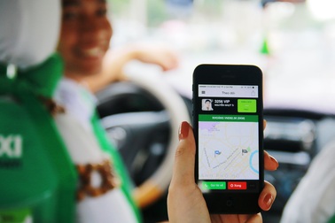 Hợp tác với Grab Taxi, tài xế phải nộp bao nhiêu tiền thuế?