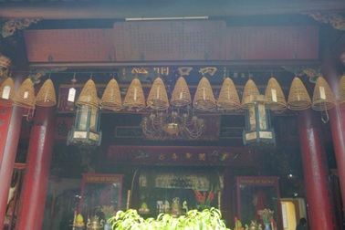 Quan Thánh miếu Hội An và bút tích của thân phụ đại thi hào Nguyễn Du