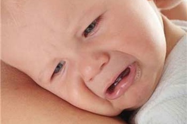 Làm gì khi trẻ ho, sổ mũi…?