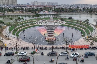 Hà Nội mở cửa công viên "độc nhất Đông Nam Á" sau 4 năm bỏ hoang