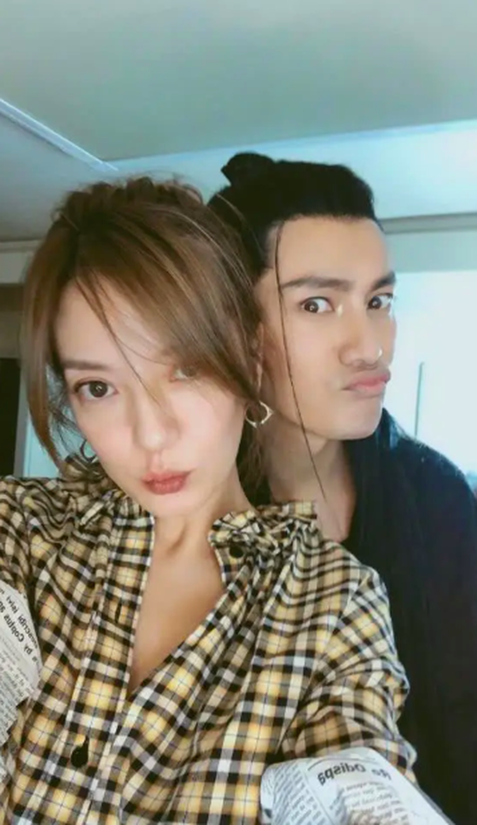 Triệu Vy không đón sinh nhật bên chồng, nhận lời chúc của Huỳnh Hiểu Minh - 6 Triệu Vy không đón sinh nhật bên chồng, nhận lời chúc của Huỳnh Hiểu Minh - 6