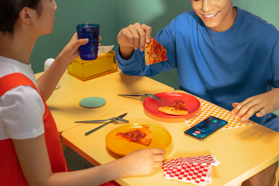 Tết này tậu A93 nhận được ưu đãi đến 1 triệu đồng - 5