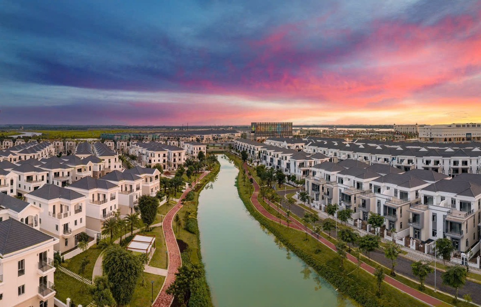 Thấy gì từ việc Novaland đổi đơn vị kiểm toán sau cú trượt lợi nhuận? - 1 Thấy gì từ việc Novaland đổi đơn vị kiểm toán sau cú trượt lợi nhuận? - 1