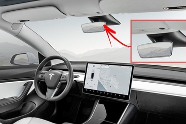 Tesla phát triển ứng dụng họp trực tuyến trên ô tô