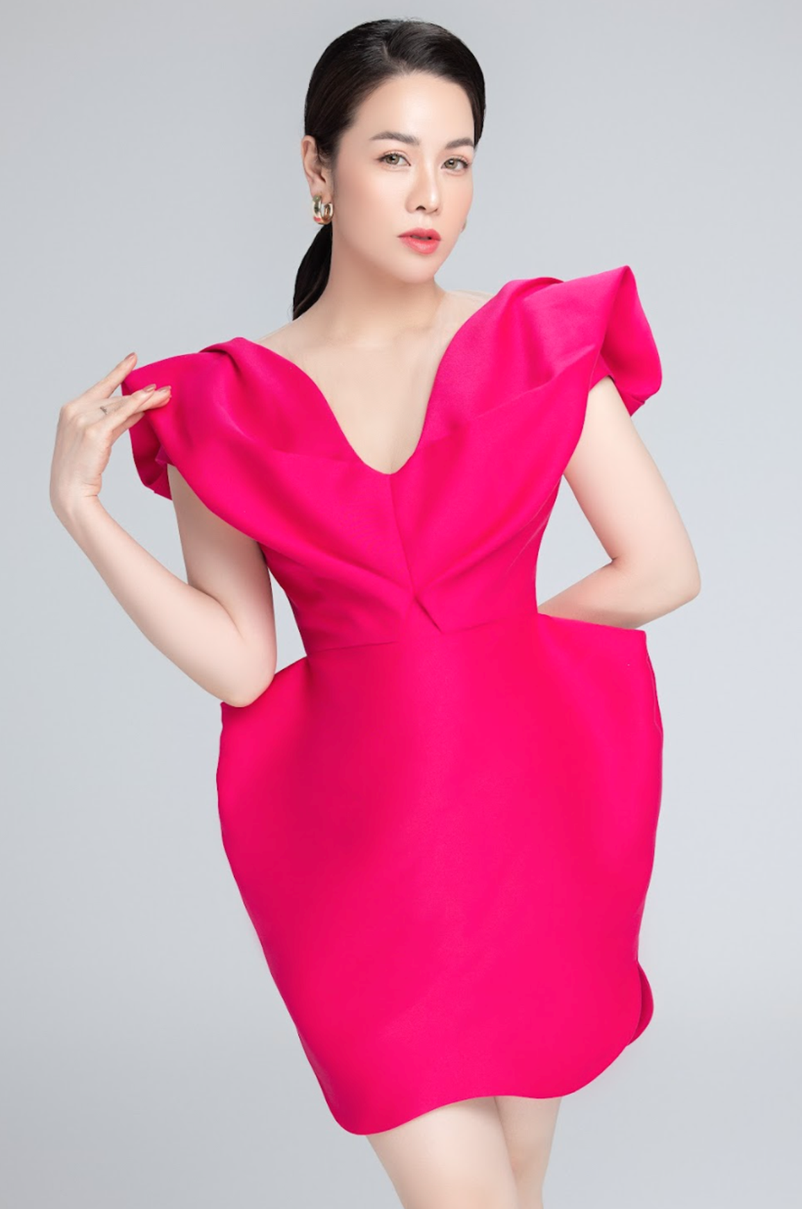 Ca sĩ Mỹ Lệ xót xa với nỗi đau xa con của Nhật Kim Anh - 2 Ca sĩ Mỹ Lệ xót xa với nỗi đau xa con của Nhật Kim Anh - 2