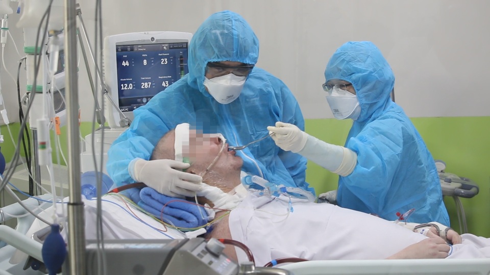 48 ngày không ca Covid-19 cộng đồng, phi công Anh tiến triển ngoạn mục - 2 48 ngày không ca Covid-19 cộng đồng, phi công Anh tiến triển ngoạn mục - 2