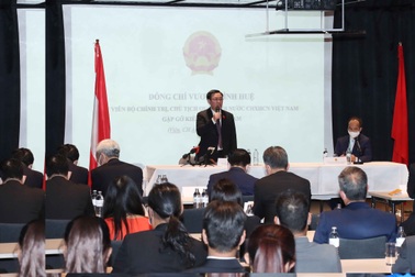 Chủ tịch Quốc hội và cuộc "tiếp xúc cử tri" đặc biệt tại châu Âu