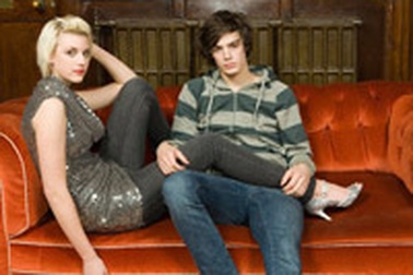 Bằng tuổi có nằm duỗi mà ăn?