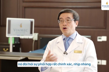 Ghép gan cho bệnh nhi 8 tháng tuổi từ người chết não: Kỳ tích y học Việt