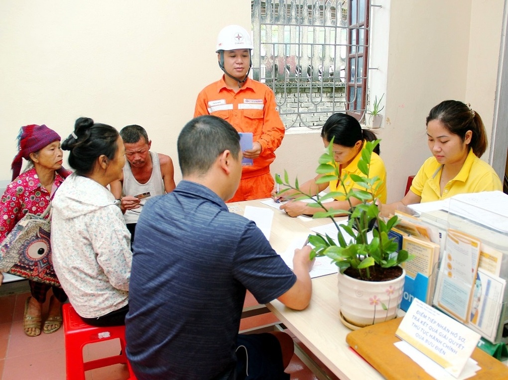 EVNNPC cung cấp điện ổn định cho 27 tỉnh phía Bắc - 2 EVNNPC cung cấp điện ổn định cho 27 tỉnh phía Bắc - 2