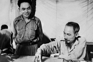 Chỉ một phút thôi…