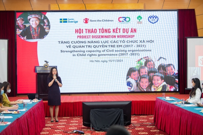Bà Hoàng Thị Tây Ninh, Quản lý chương trình CRG báo cáo về các kết quả đạt được của Dự án.