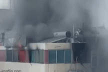 Cảnh sát cứu 3 người trong đám cháy khách sạn