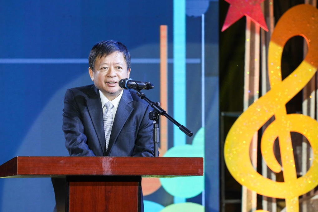 Nhiều tác phẩm xuất sắc được trao Giải thưởng Âm nhạc Hội nhạc sĩ năm 2022 - 3 Nhiều tác phẩm xuất sắc được trao Giải thưởng Âm nhạc Hội nhạc sĩ năm 2022 - 3