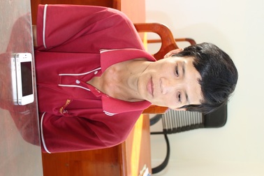 Bé 3 tuổi đang chơi game bị cướp mất điện thoại iPhone 4S