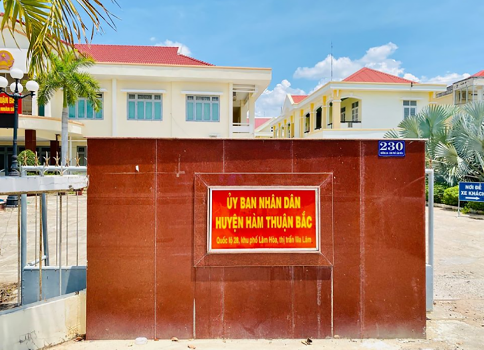 Vụ chưa đền bù đã lấy 3ha đất của dân: Họp khẩn sau phản ánh của Dân trí! - 1 Vụ chưa đền bù đã lấy 3ha đất của dân: Họp khẩn sau phản ánh của Dân trí! - 1