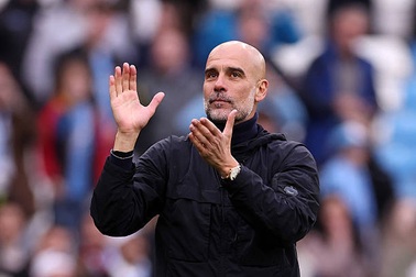 HLV Pep Guardiola: "Arsenal đã trải qua mùa giải phi thường"