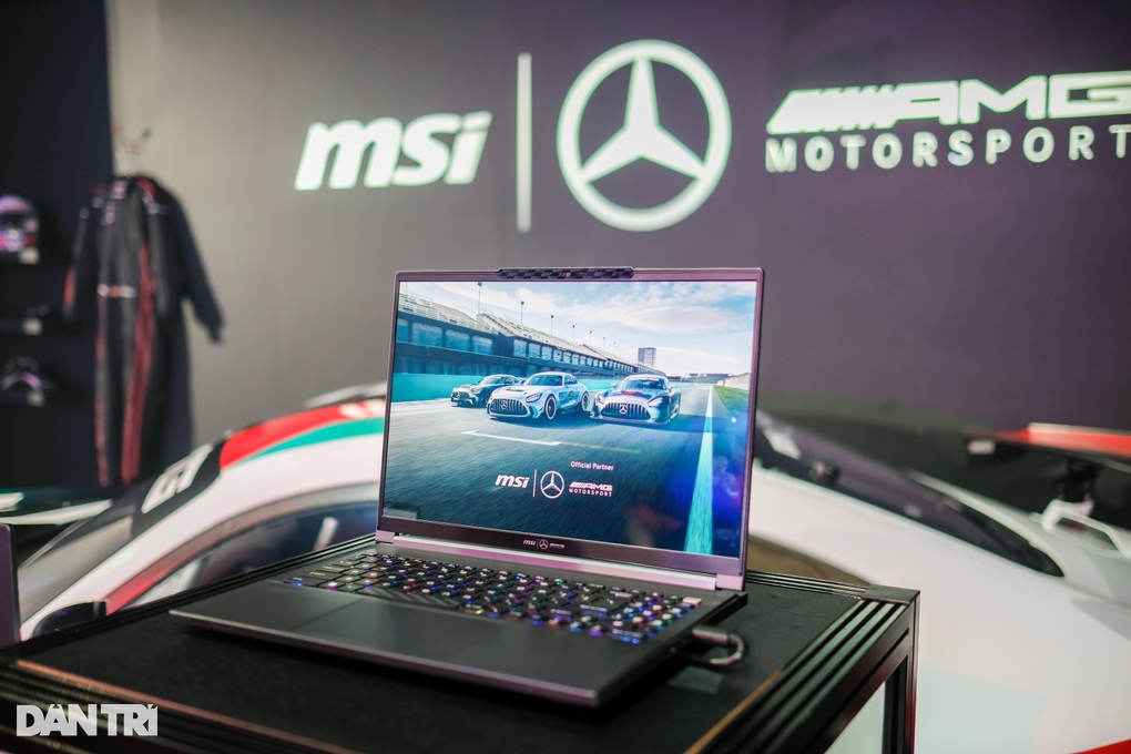 Laptop gaming kết hợp với hãng xe sang tại Computex 2023 - 5 Laptop gaming kết hợp với hãng xe sang tại Computex 2023 - 5