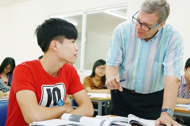 Xét tuyển học bạ THPT: Nắm bắt cơ hội vào đại học chuẩn quốc tế