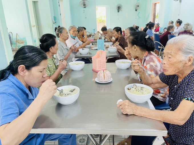 Trung tâm Điều dưỡng NCC và BTXH Hà Tĩnh: Xây dựng môi trường an toàn, xanh, đẹp - Ảnh 1.