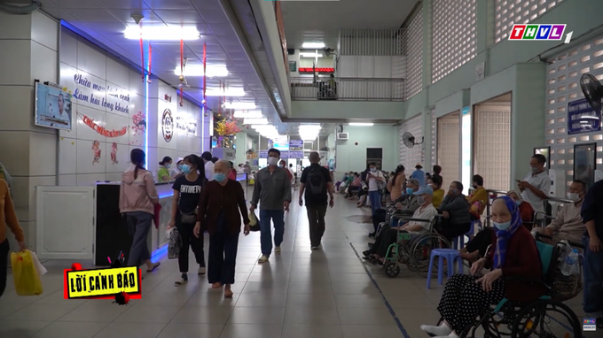 Khi thấy bản thân có các dấu hiệu bất thường về sức khỏe, bệnh nhân nên đi đến các trung tâm y tế để tìm hướng điều trị. 