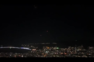 Tên lửa siêu vượt âm Iran ồ ạt lao vào mục tiêu Israel