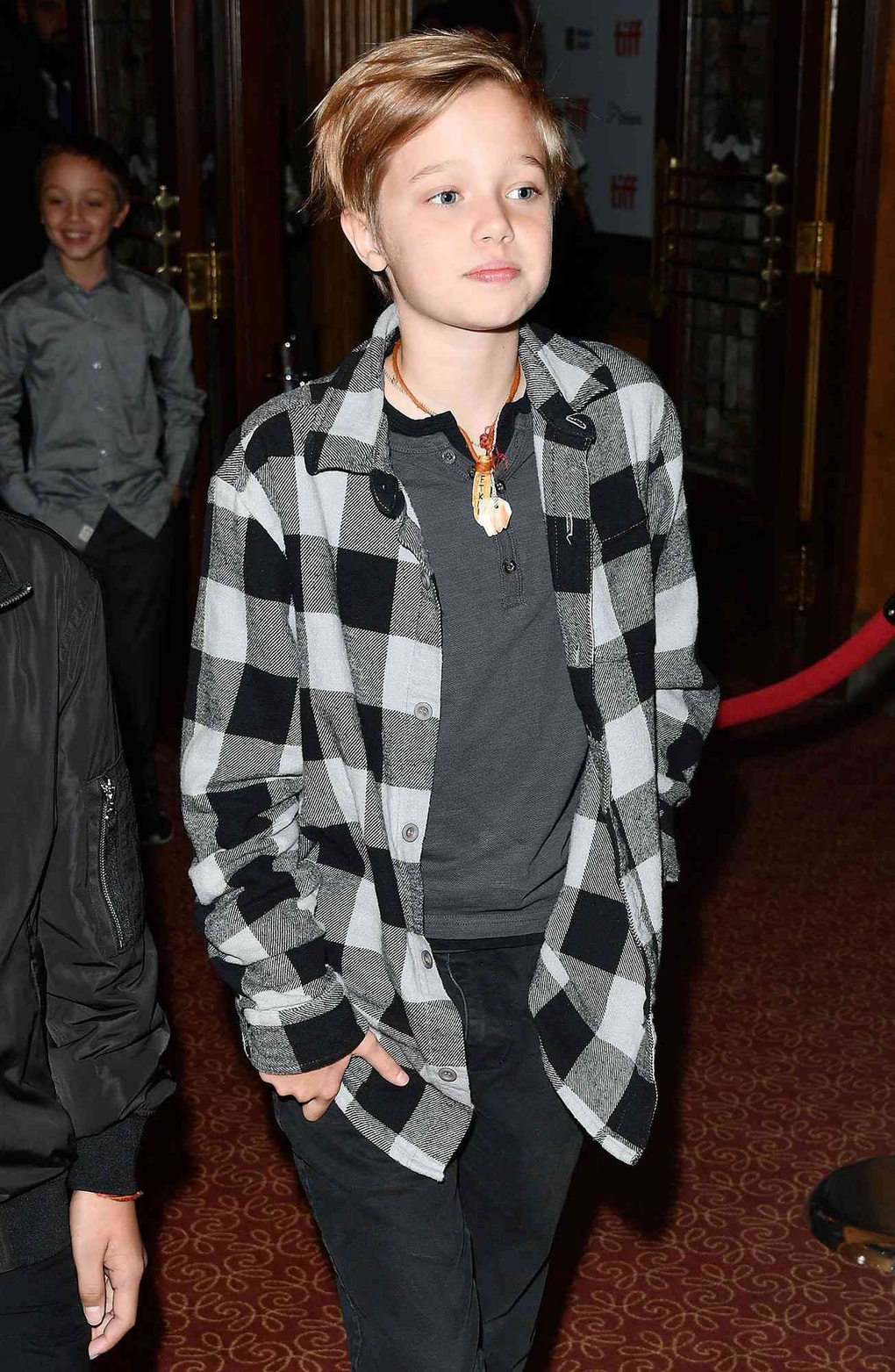 Shiloh Jolie-Pitt at age 17: Shaved her head for a special reason, life is curious - 5