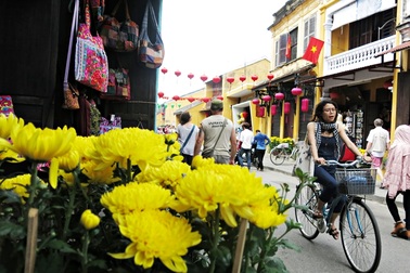 Hội An tạm ngưng bán vé tham quan phố cổ dịp Tết