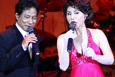 Chế Linh làm liveshow để giã từ Hà Nội