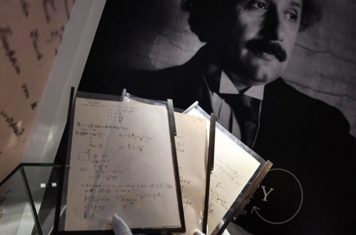 8 điều ít biết về thiên tài lập dị Albert Einstein - 4