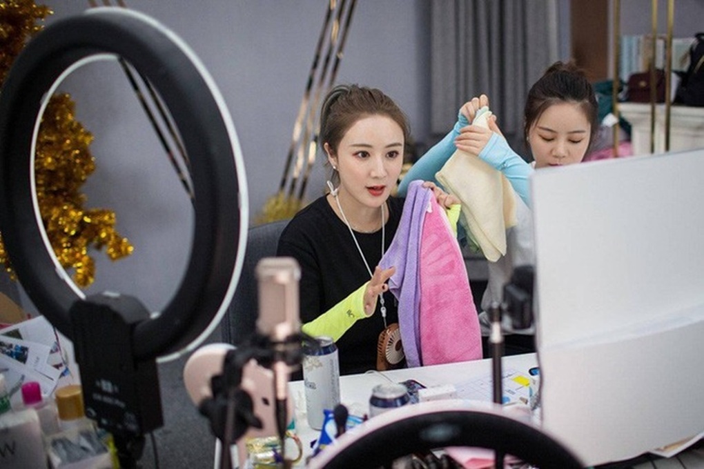 Cuộc sống của những chiến thần livestream, doanh thu khủng ở Trung Quốc - 2 Cuộc sống của những chiến thần livestream, doanh thu khủng ở Trung Quốc - 2