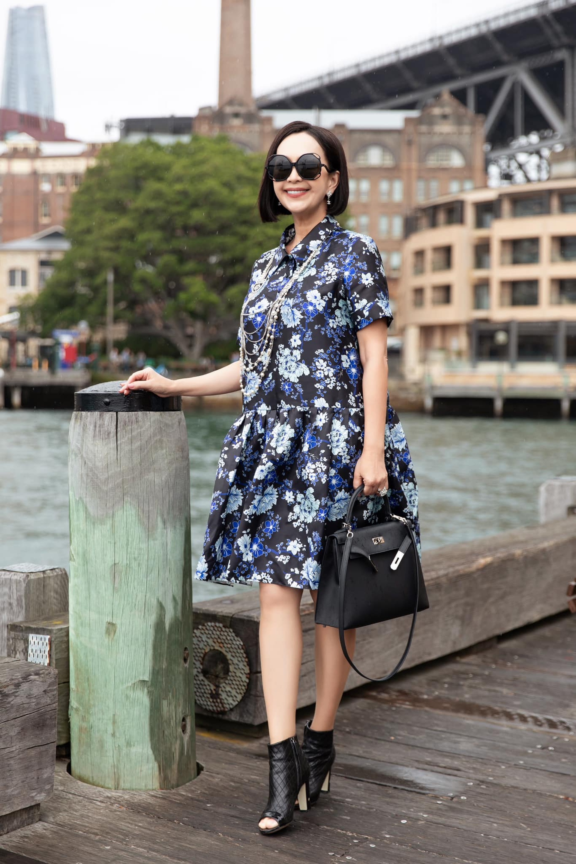 Nữ hoàng ảnh lịch Diễm My: Trẻ đẹp nhờ lạc quan, 31 năm chồng cưng chiều - 8 Nữ hoàng ảnh lịch Diễm My: Trẻ đẹp nhờ lạc quan, 31 năm chồng cưng chiều - 8