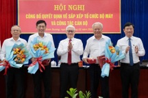 Phó chủ tịch thường trực Bình Dương và nhiều cán bộ nghỉ hưu trước tuổi