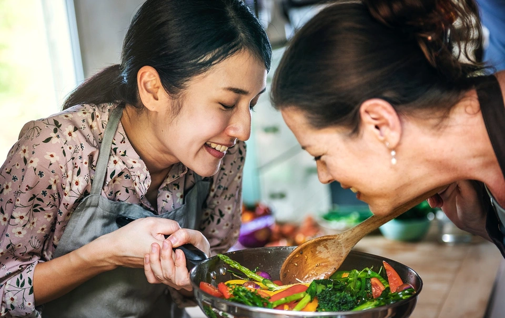 Nấu ăn: Từ công việc nội trợ đến cơ hội làm nên cơ nghiệp - 1 Nấu ăn: Từ công việc nội trợ đến cơ hội làm nên cơ nghiệp - 1