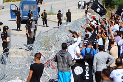 Sứ quán Anh, Đức tại Sudan tấn công vì bộ phim chống đạo Hồi