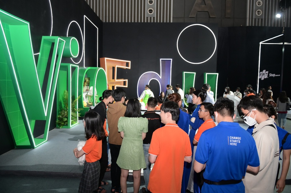 VioEdu và mục tiêu song hành cùng giáo dục 4.0 - 1 VioEdu và mục tiêu song hành cùng giáo dục 4.0 - 1