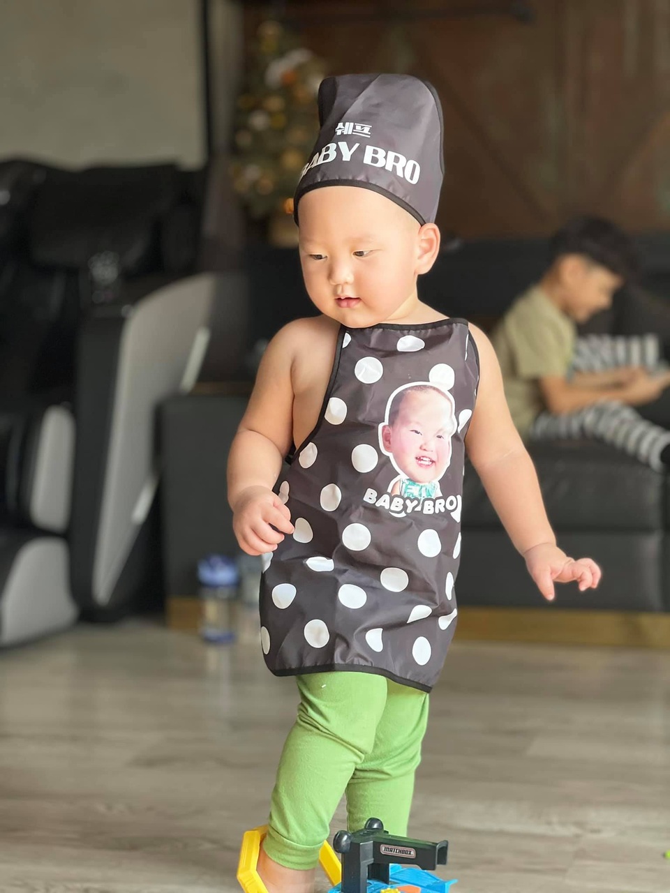 Điểm danh con sao Việt được gọi là cây hài nhí từ bé - 3 Điểm danh con sao Việt được gọi là cây hài nhí từ bé - 3