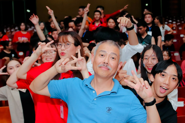 Học thuộc lòng hay dùng máy tính?