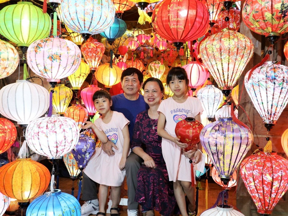 Khám phá Đêm phố cổ - sản phẩm du lịch độc đáo riêng có của Hội An - 2 Khám phá Đêm phố cổ - sản phẩm du lịch độc đáo riêng có của Hội An - 2