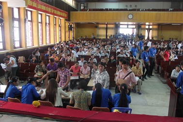 ĐH Vinh đón gần 2.600 tân sinh viên nhập học 