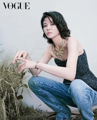 Song Hye Kyo trải lòng về tình yêu và cuộc sống độc thân ở tuổi 44 - 10