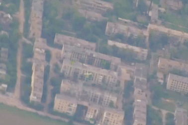 Nga dội bom siêu mạnh, san phẳng cứ điểm Ukraine