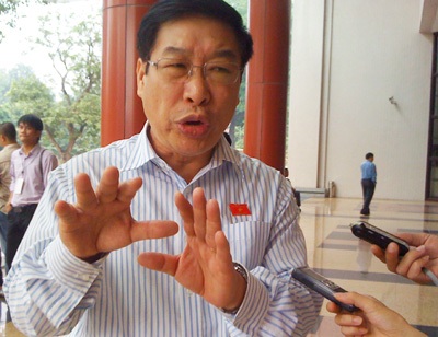“Đổi tên nước chưa phải việc bức xúc hiện nay”