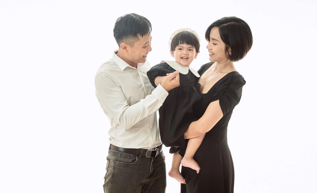 Chuyện tình của cặp đôi sinh cùng ngày, tháng, năm, cùng 1 phòng trong viện - 6 Chuyện tình của cặp đôi sinh cùng ngày, tháng, năm, cùng 1 phòng trong viện - 6