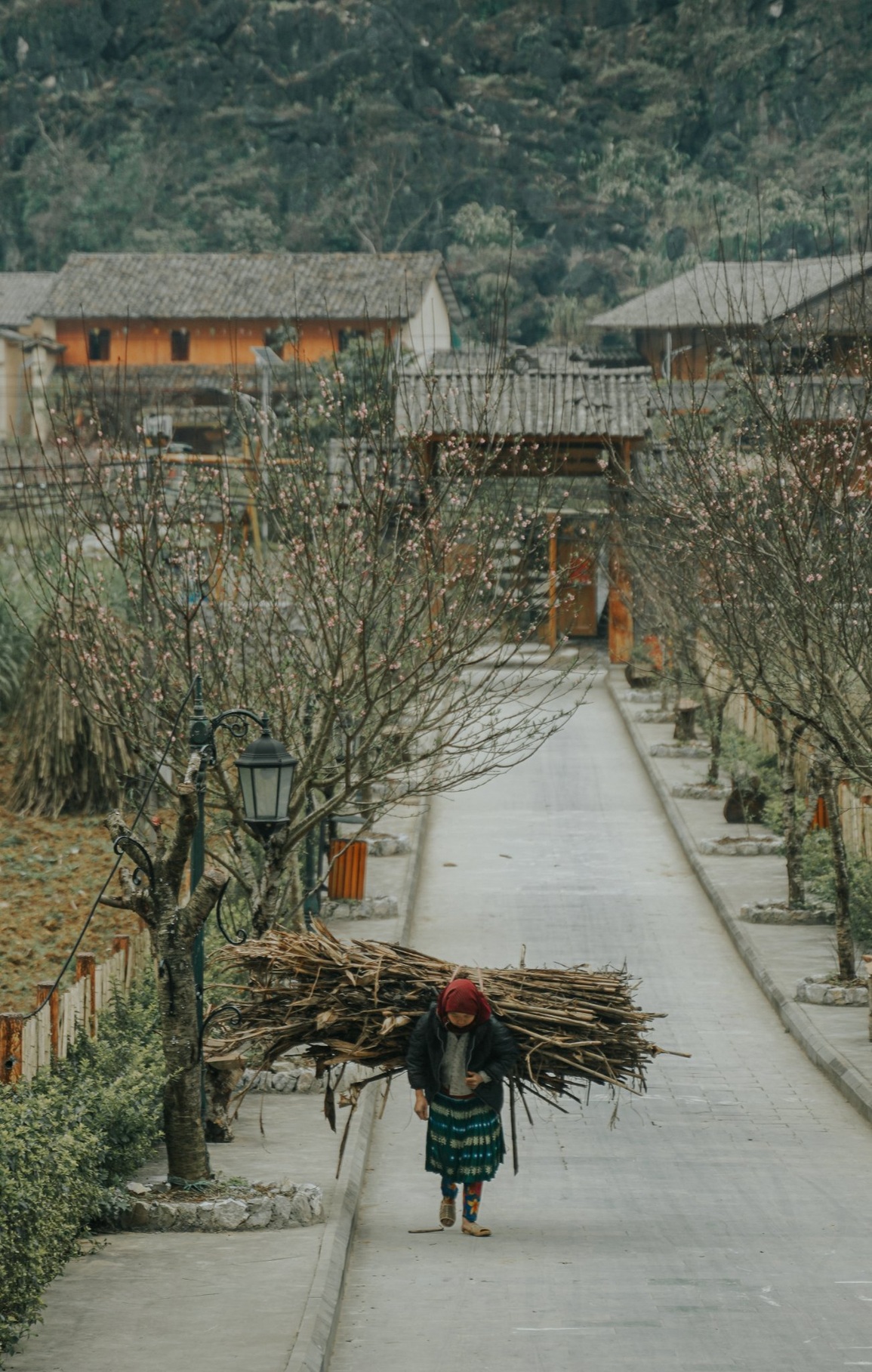 Ngôi làng du lịch thiết kế hình đôi mắt, đẹp ấn tượng tại Hà Giang - 3 Ngôi làng du lịch thiết kế hình đôi mắt, đẹp ấn tượng tại Hà Giang - 3