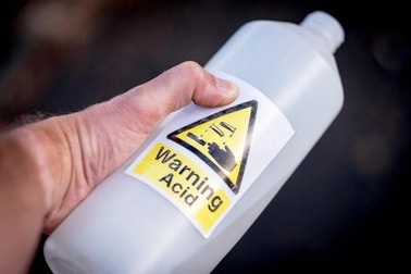 7 người ở Quảng Ninh nghi bị tạt a xít sau cuộc cãi vã